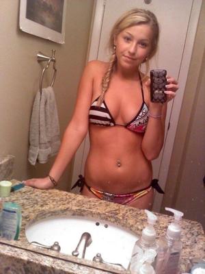 selfie amateur