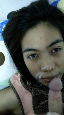 Amateur-Thai-GF-Gesichtsbehandlungen