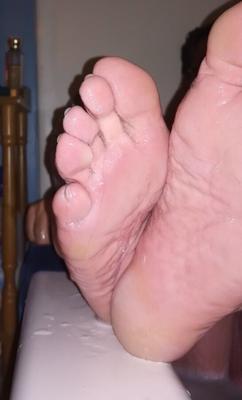 Mes gros pieds masculins