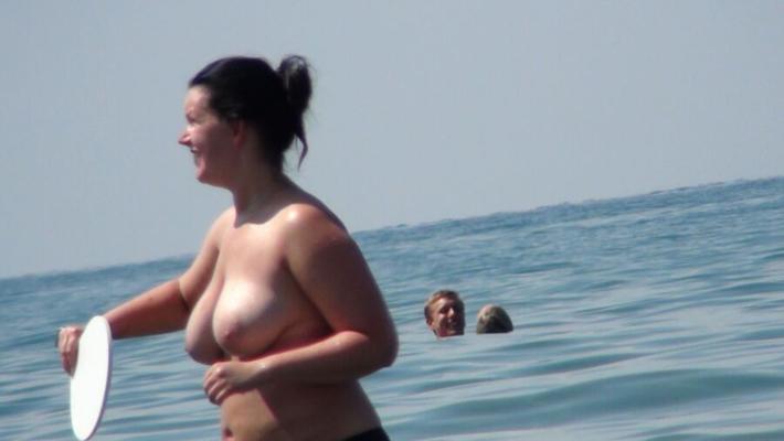 Topless en mer