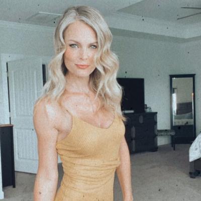 Ashley – Heißer MILF-TikTok-Star aus North Carolina