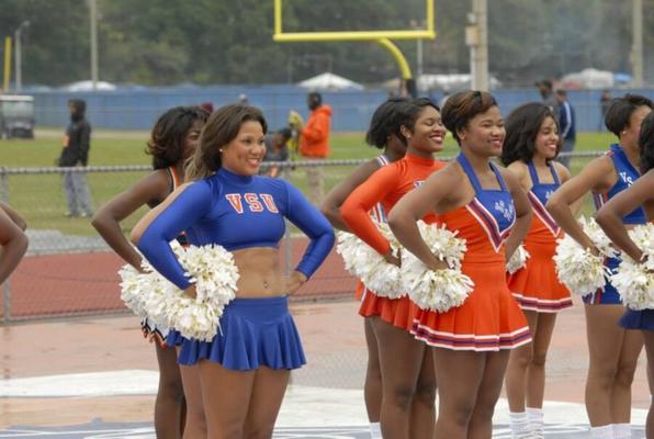 de vraies pom-pom girls en ébène