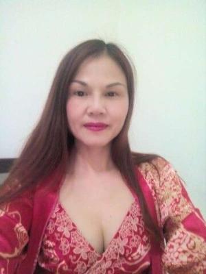 CHINESISCHE MILF IN Hongkong