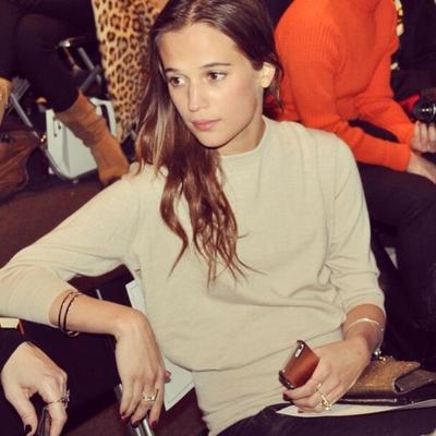 La obsesión de Alicia Vikander