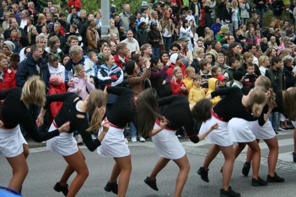 ¡Los estudiantes suecos se vuelven locos!