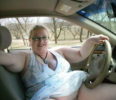 Val  gets naked in  her car