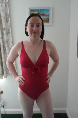 littlebaps in her swimwear