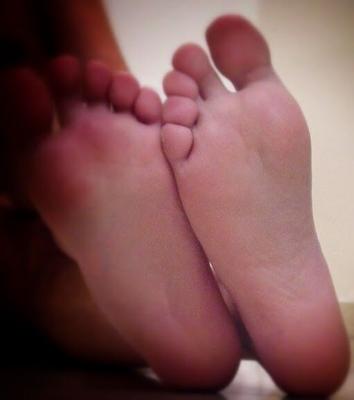 feet soles