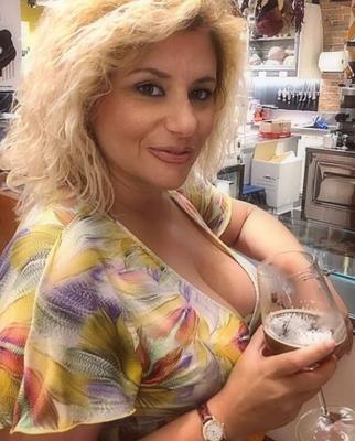 Sexy Italiano Milf Carolina