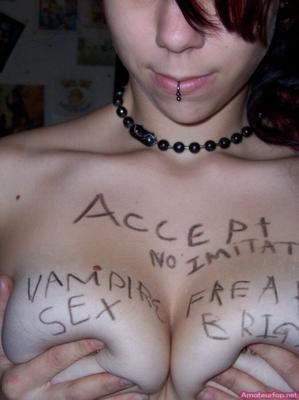 Hot Gothic Teen Girl Completely Nude