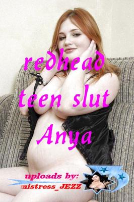 Anya, jeune rousse