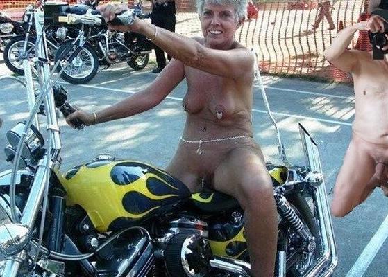 EXTREME HOT GRANNY