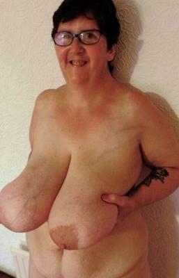 Shazza de Essex Udders se escapan