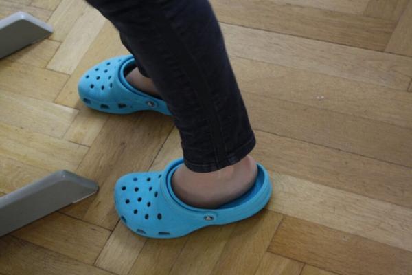 Zehensocken Natur in Crocs