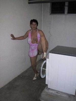 Hot pissing granny