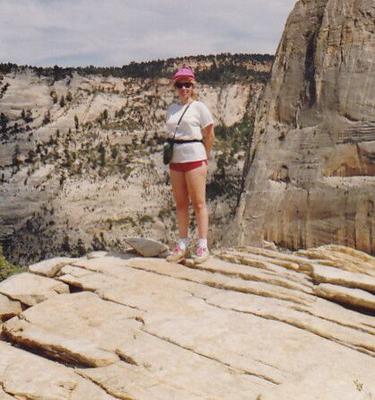 Jeanee Letsinger nue dans le parc national de Zion