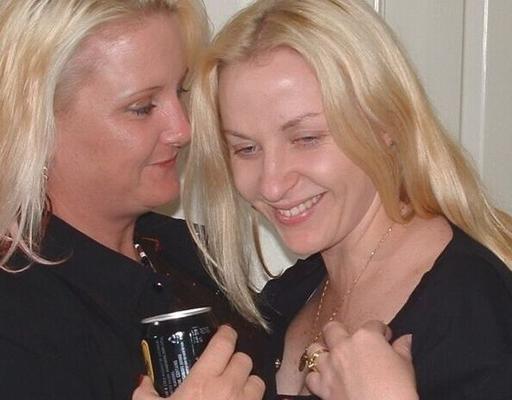 Celia - lesbian fun with blonde friend