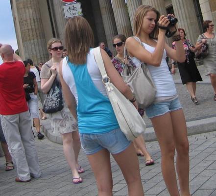 adolescentes vadias na rua