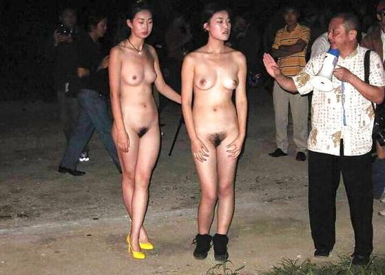 SLAVE MARKET CAPTURED KIDNAPPED ABUSED BOUND CHAINED TORTURED 32