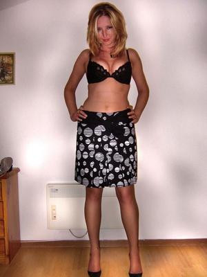 MILF amateur_ - Photos