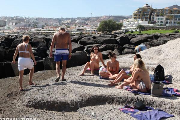 Praia em topless