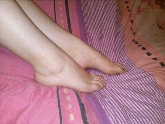 girlfrind feet