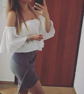 Kinga, la salope blonde insta