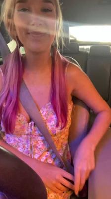 Tits and pussy in the car wash