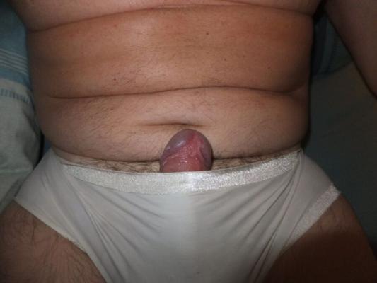 Beige Höschen precum