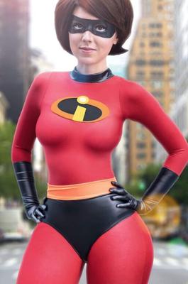 Esta mamá es la elastigirl más guapa