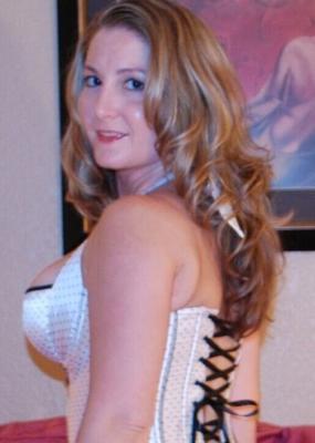 LILY1204 – 29f Verheiratete MILF Arizona