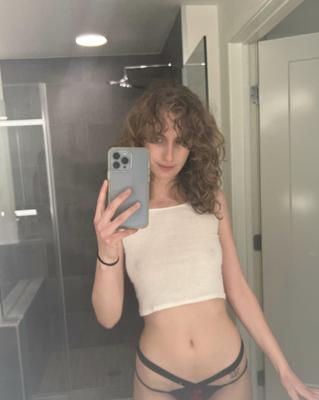 Selfie magra da Tiffany e fotos vazadas