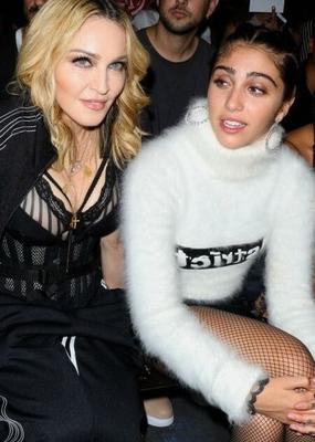 Madonna e sua filha