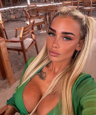 Jamie Leigh Blonde Gros Seins Chav