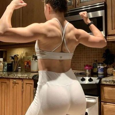 Fit Babe With Amazing Ass