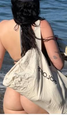 Noah Cyrus Ass