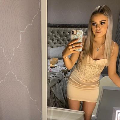 Taylor   Fuckable hypersexualized Chav   Chavs