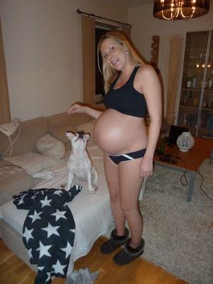 MILF enceinte