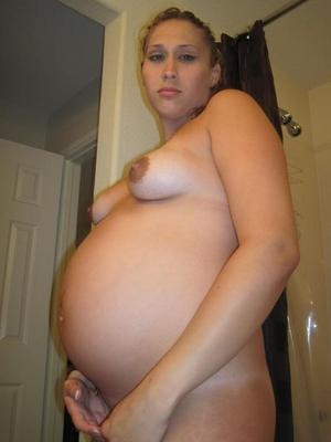 [Pregnant] young mom