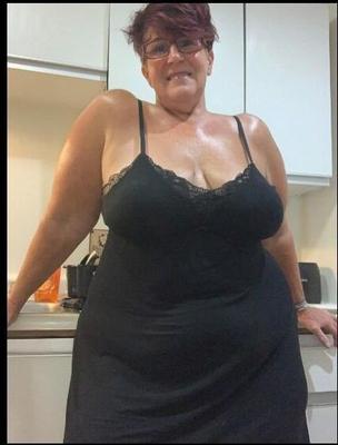 Plussizebigbooty mature camgirl