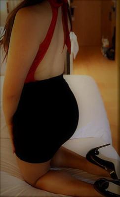 Junge versaute Latina-MILF Irina aus Orlando, Florida