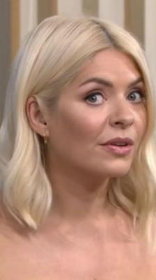 Blonde Bombshell Holly Willoughby face to make you cum