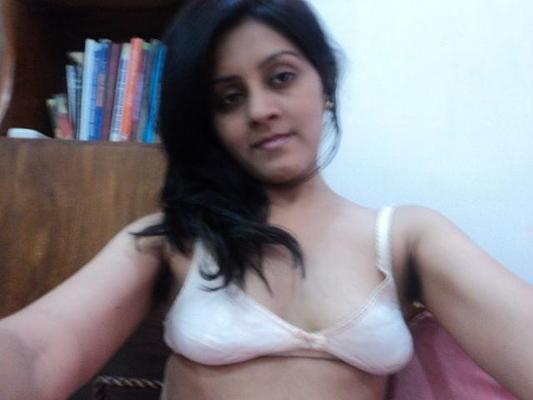 Paki Wife And Her Topless Selfies