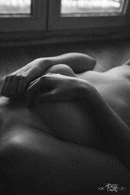 Petite mort na cama com… ..