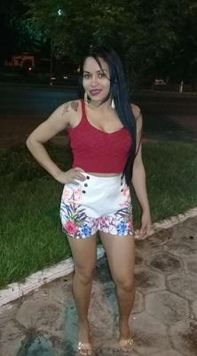 Latina Fuckmeat von Facebook